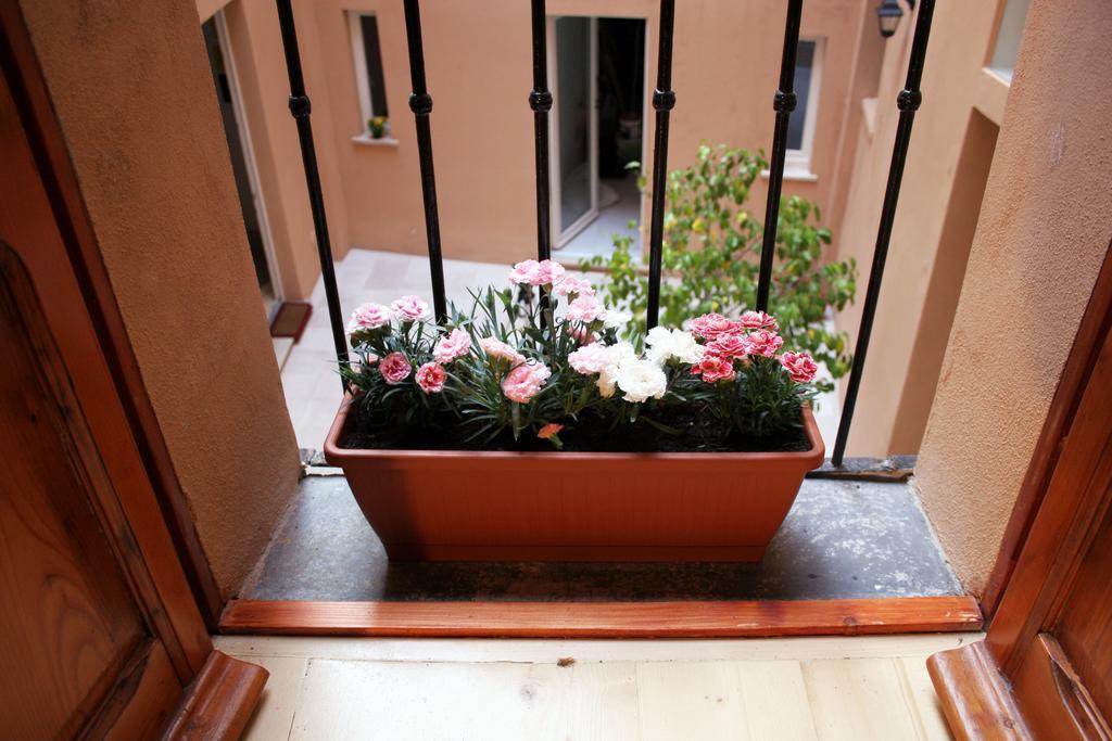 Note Sulla Piazza Bed & Breakfast Cagliari Bagian luar foto